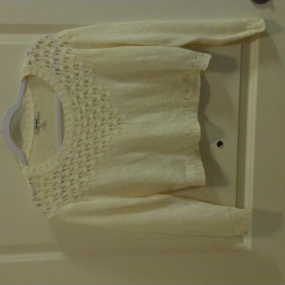 Cropped Papaya white long sleeved sweater. Crocheting on bodice. Medium